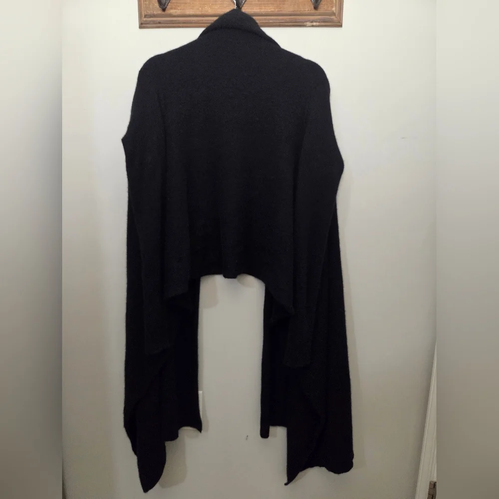 DKNY Cashmere Cardigan Black Size Small 100% Cashmere Mended/Restored - Picture 5 of 8